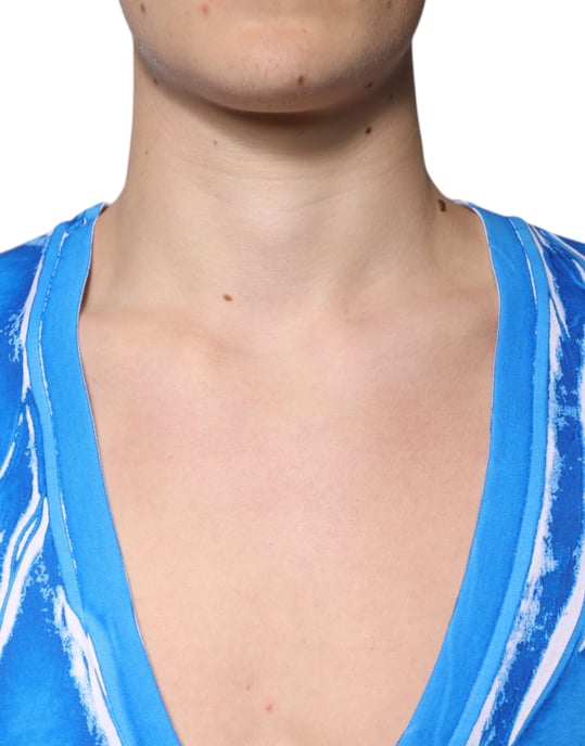 Camiseta de cuello en V con estampado abstracto - Image 5