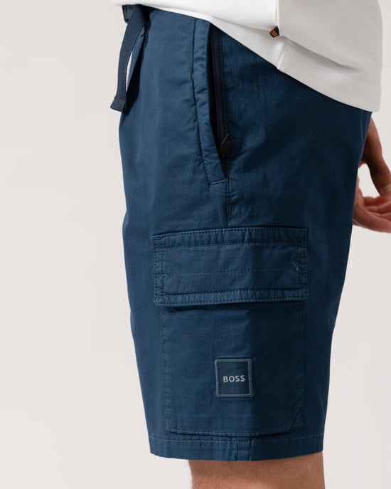 Pantalones Cortos Sariel en Azul Marino - Image 4
