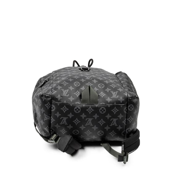 Louis Vuitton Trekking Backpack  en Negro/Gris Lona recubierta - Image 6