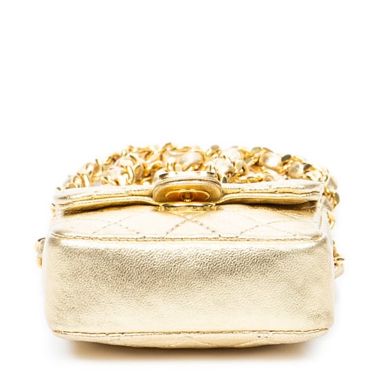 Chanel Vintage Micro Mini Chain Crossbody en Oro Piel de becerro - Image 6