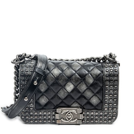 Chanel Paris-Dallas Small Studded Boy en Gris/Negro Piel de becerro - Image 1