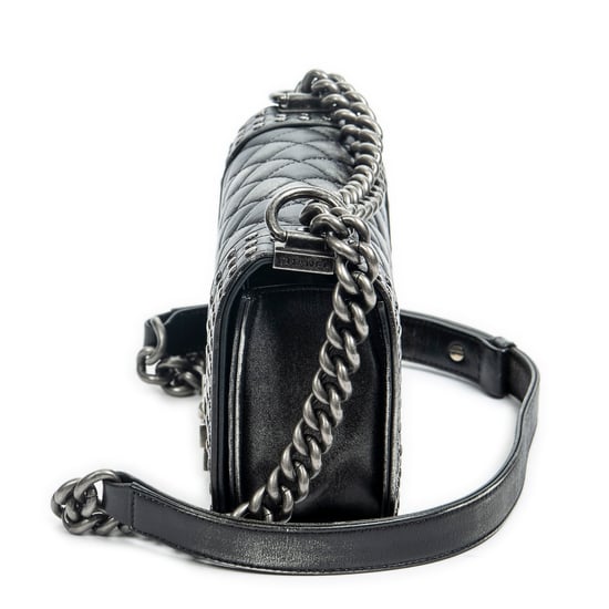Chanel Paris-Dallas Small Studded Boy en Gris/Negro Piel de becerro - Image 3