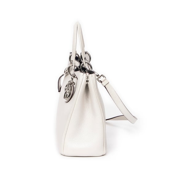 Dior Medium Diorissimo Tote en Marfil Piel de becerro - Image 3