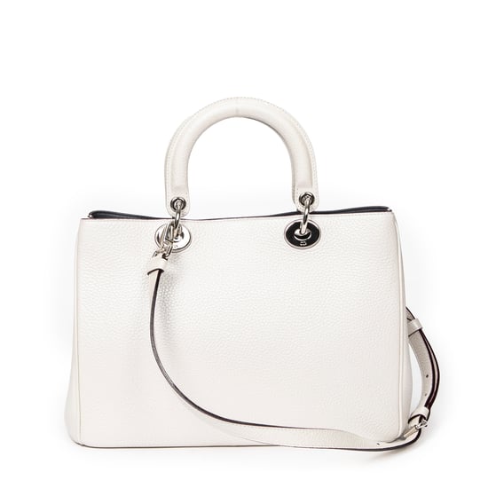 Dior Medium Diorissimo Tote en Marfil Piel de becerro - Image 5