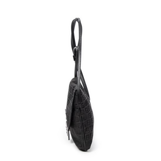 Fendi Small Flap Crossbody en Negro Lienzo - Image 3