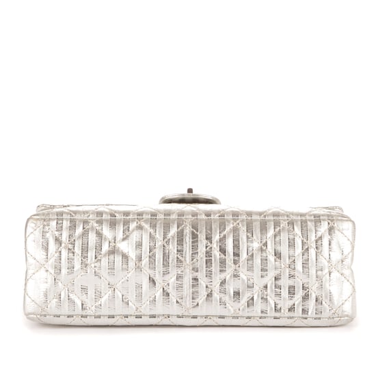 Chanel 2.55 Stripes Medium 226 Double Flap en Plata Metálica Piel de becerro - Image 6