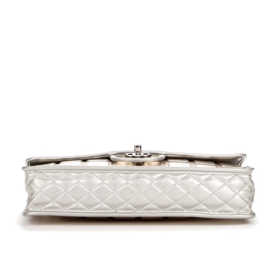 Chanel Ice cube flap en Plata Piel de becerro - Image 6