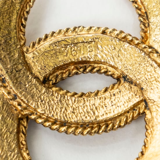 Chanel VintageCC Logo and BallPendantNecklace  en Oro Acero inoxidable sin níquel - Image 3