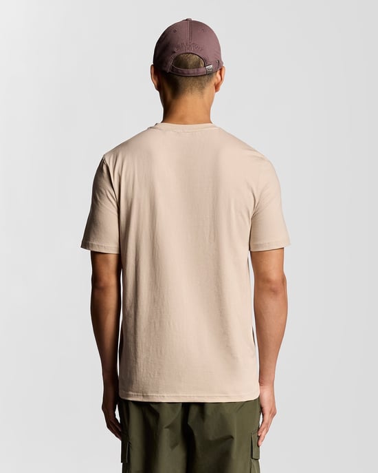 Camiseta Deportiva Lyle & Scott - Beige - Image 4
