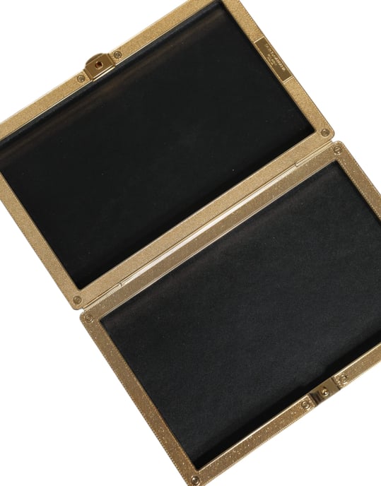 Bolso de mano de cuero negro con tachuelas y marco dorado - Image 5