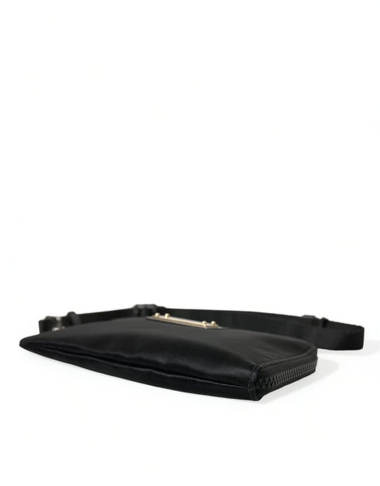 Bolso Clutch con Llavero de Placa de Logo de Nylon Negro - Image 3