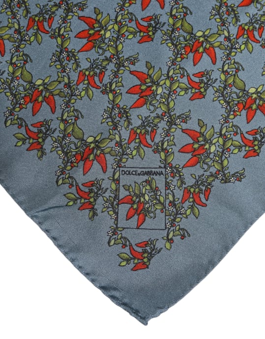 Foulard de seda gris con chiles para hombre - Image 2