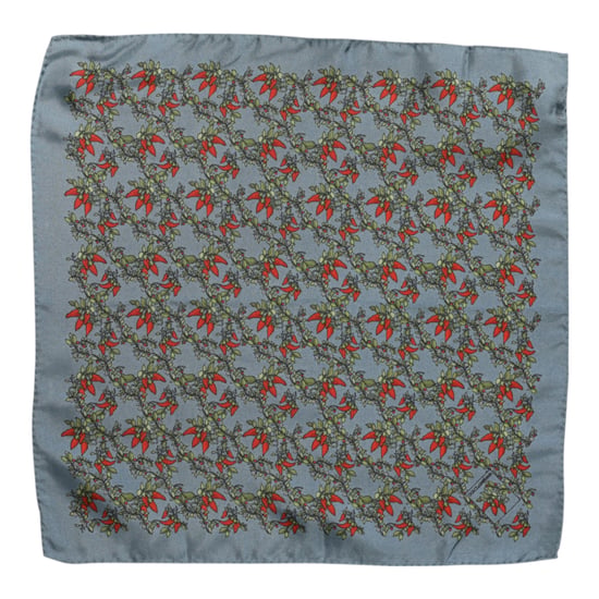 Foulard de seda gris con chiles para hombre - Image 4
