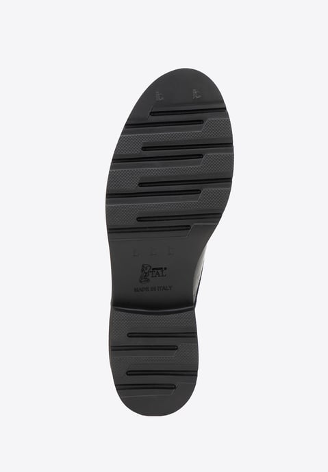 Zapatos bajos de charol negro para mujer de Wittchen - Image 5