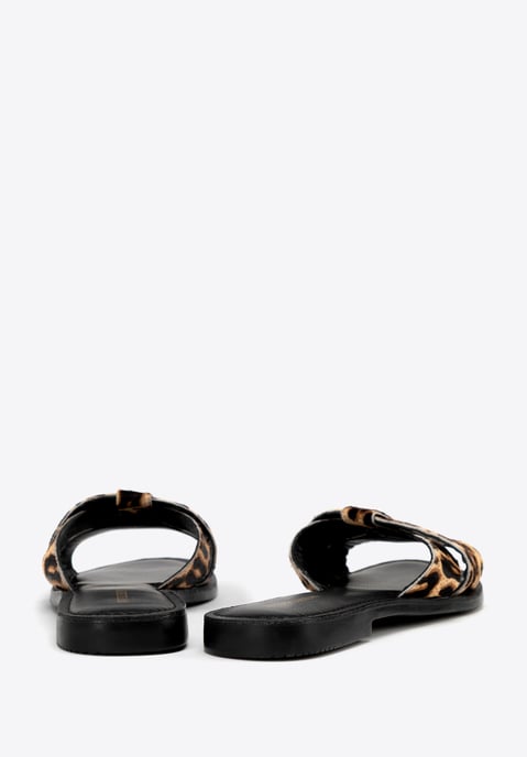 Chanclas de piel con estampado animal para mujer de Wittchen, color negro y marrón, piel natural - Image 4