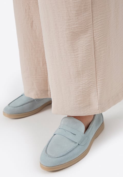 Mocasines clásicos de ante azul para mujer de Wittchen - Image 1