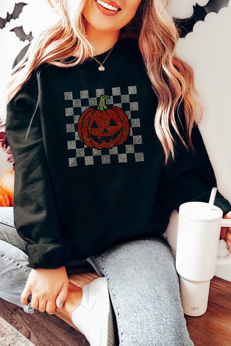 Sudadera con calabaza de strass - Image 5
