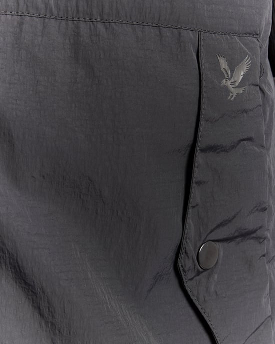 Chaqueta Stow Away en Negro - Image 6