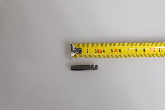 Clip de Corbata de Bronce con logo en tono plateado - Image 4
