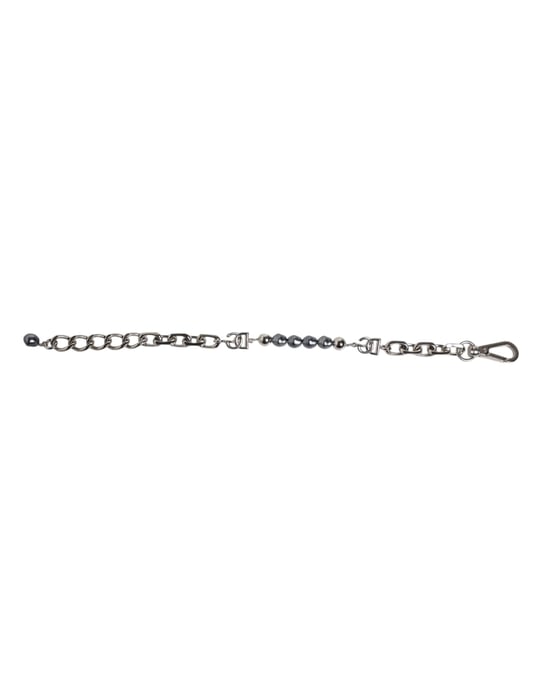 Pulsera de perlas grises con logotipo y cierre de langosta en tono plata - Image 4