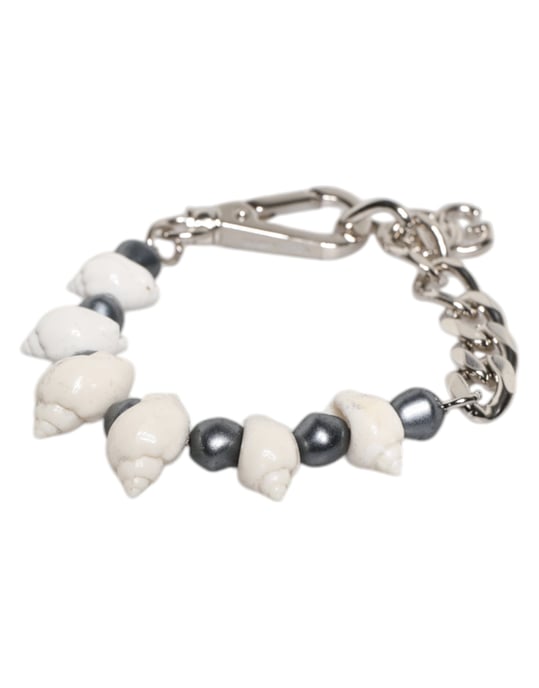 Pulsera con colgante de concha y logo DG de cuentas de latón en tono plateado - Image 4