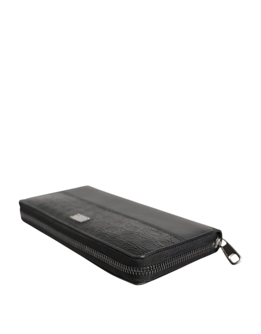 Billetera Continental con Cierre alrededor y Placa de Logo en Cuero Negro - Image 4