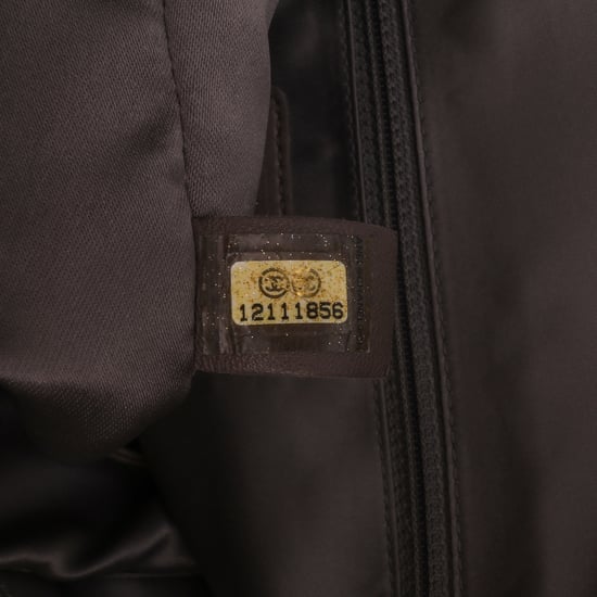 Bolso Tote de Cuero Perforado Chanel - Image 6