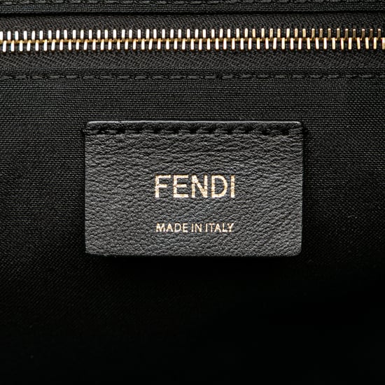 Bolso Tote Fendi con Estampado Graffiti - Image 5