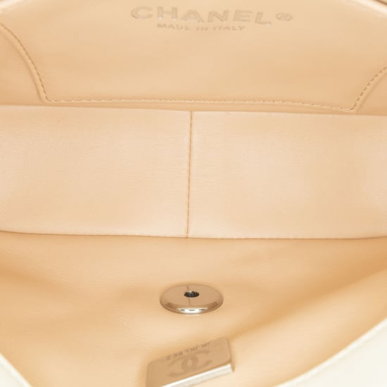 Bolso de Cintura Chanel 19 - Image 4
