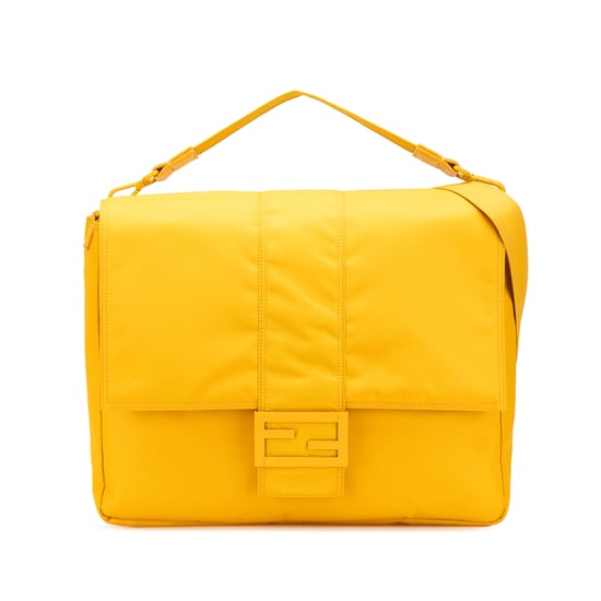 Bolso amarillo con logo de Fendi - Image 1