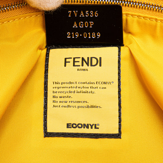Bolso amarillo con logo de Fendi - Image 6