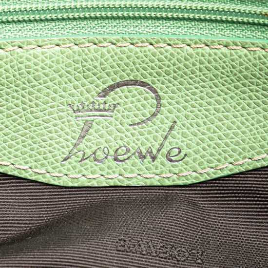 Bolsa Tote con Patrón de Logo - Image 6
