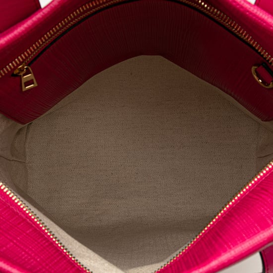 Bolso Anagram con Logo Relieve - Image 4