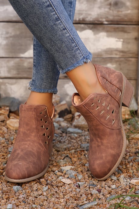 Botas de tobillo con corte - Image 1
