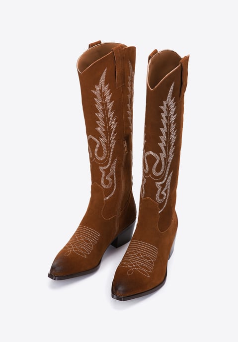 Botas vaqueras de ante para mujer Wittchen con bordado en piel de ante marrón - Image 1