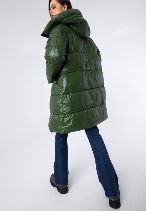 Abrigo acolchado extragrande de nailon verde para mujer de Wittchen - Image 4