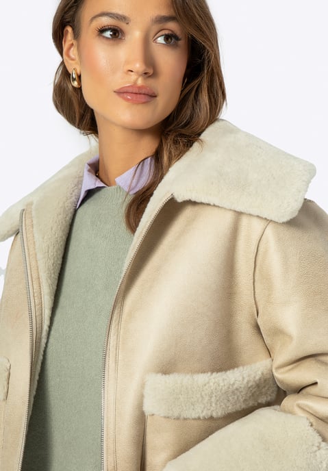 Chaqueta corta Wittchen Woman con pelo sintético, beige claro, piel sintética - Image 6