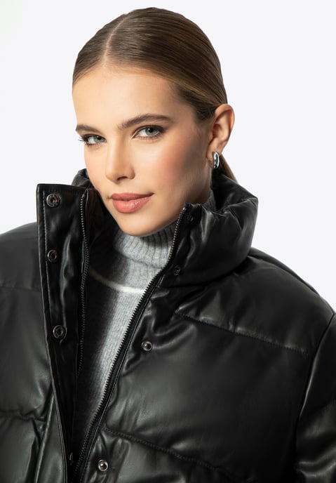 Chaqueta PUFF de mujer Wittchen en piel sintética negra - Image 3