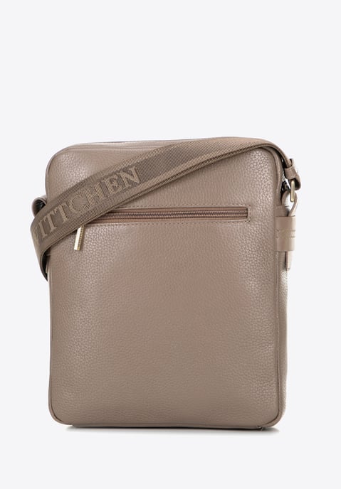 Bolso bandolera Wittchen de piel de doble textura para hombre en color topo - Image 3