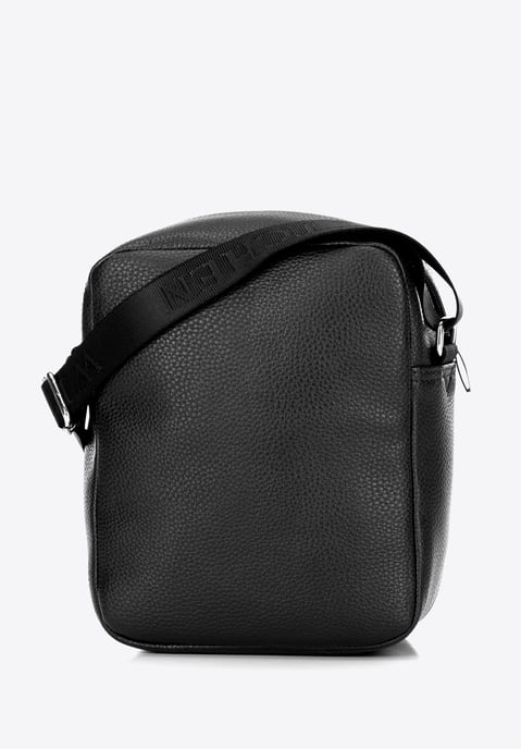 Bolso bandolera pequeño Wittchen para hombre en piel sintética negra - Image 2
