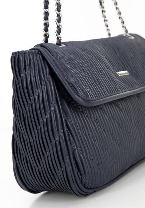 Bolso bandolera Wittchen para mujer de piel sintética con cadena, azul marino - Image 3