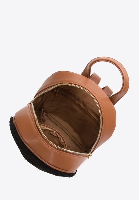 Mochila Wittchen para mujer con parte frontal de piel sintética en marrón y - Image 2