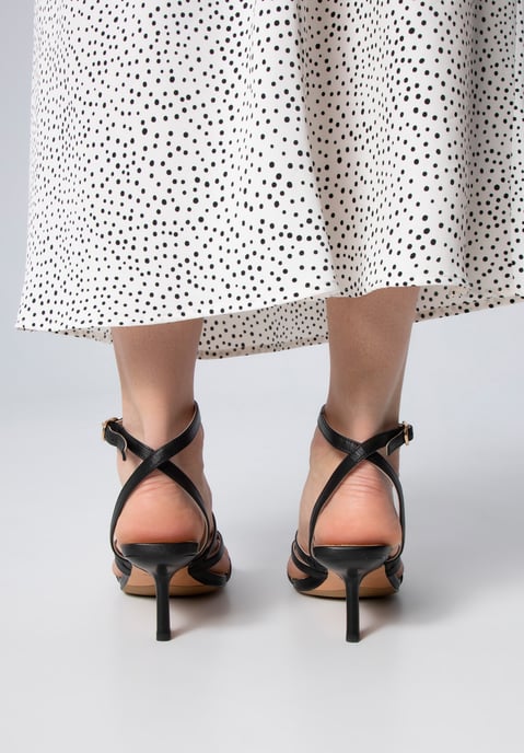 Sandalias de piel para mujer Wittchen con tiras y tacón alto - Image 4