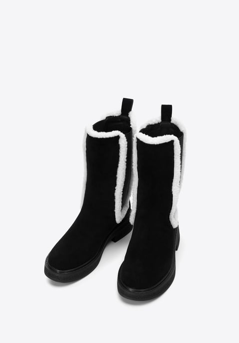 Botas Chelsea de ante para mujer Wittchen con piel de oveja sintética negra. - Image 1