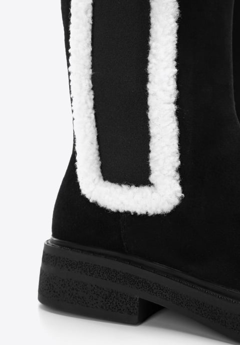Botas Chelsea de ante para mujer Wittchen con piel de oveja sintética negra. - Image 5