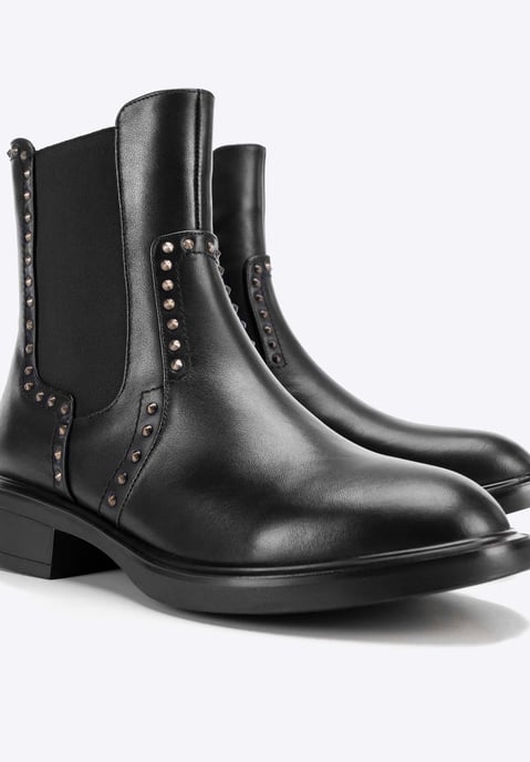 Botas Chelsea de piel para mujer Wittchen con remaches decorativos, color negro - Image 5