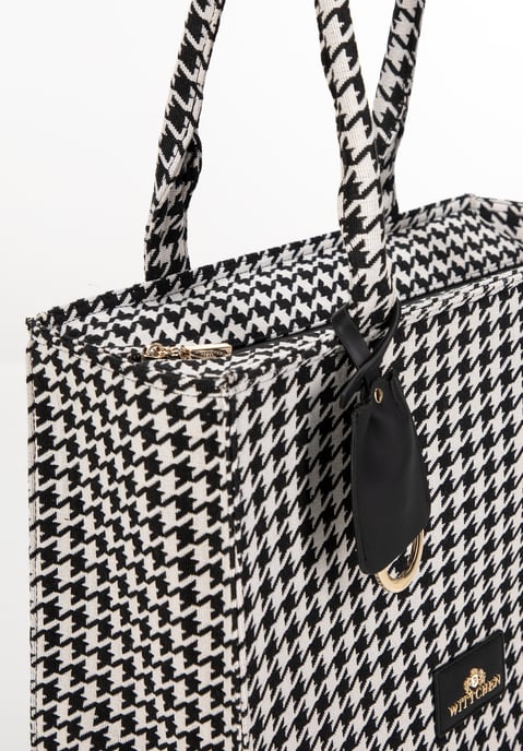 Bolso shopper para mujer Wittchen de algodón blanco y negro con borlas de - Image 3