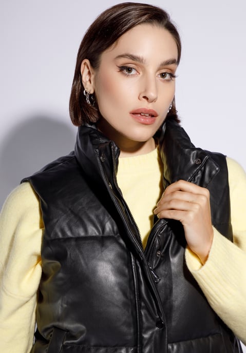 Chaleco acolchado para mujer Wittchen de piel ecológica, color negro - Image 4