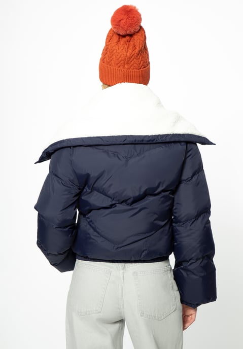 Chaqueta extragrande Wittchen para mujer con cuello de piel de oveja sintética - Image 3