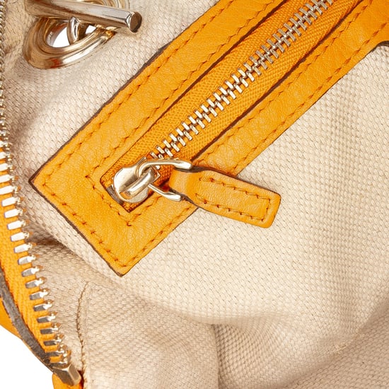 Bolso de Hombro Soho de Cuero con Cadena - Image 5